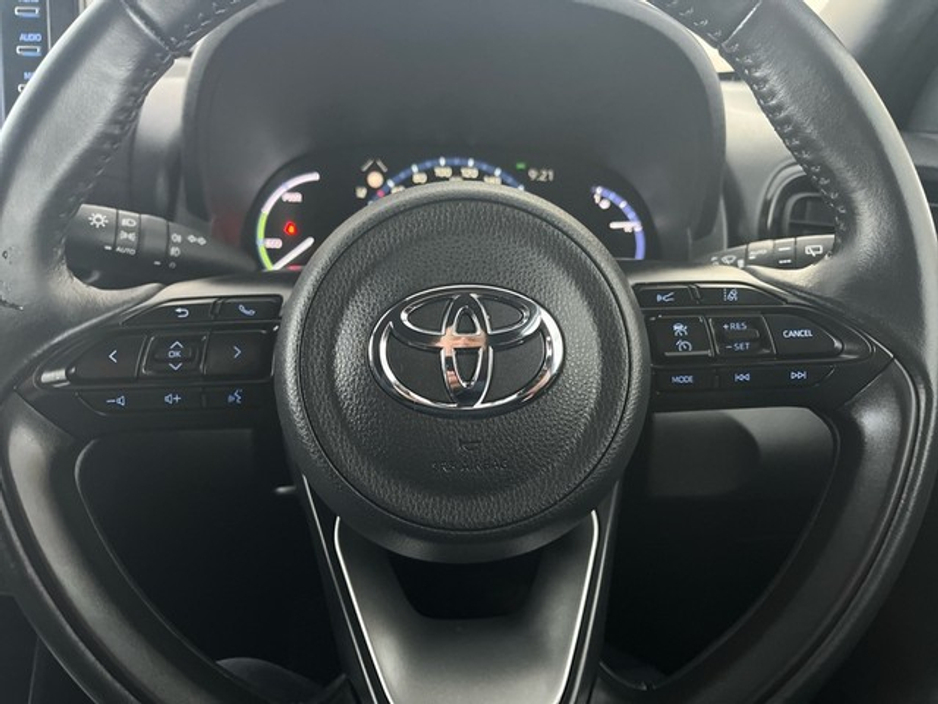 2024 Toyota Yaris Cross HYBRID LUNA SPORT BI-TONE €30,950