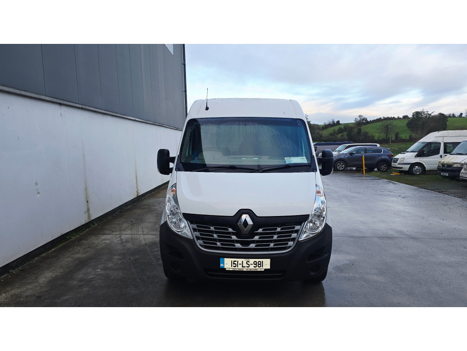2015 Renault Master III FWD MM35 DCI 135 ENERGY BUSINE €6,500