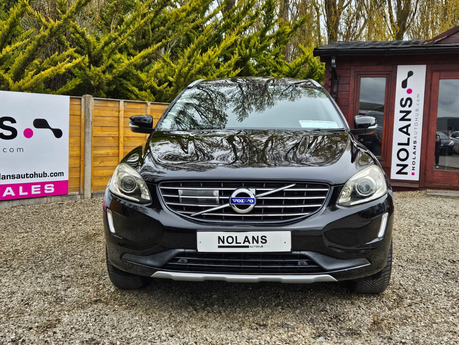 2016 Volvo XC60 - image 2