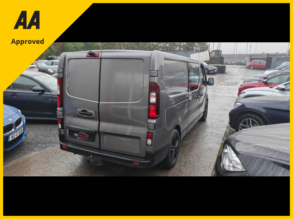 2016 Renault Trafic Passenger 2016 Crewcab 6 Seater €13,950