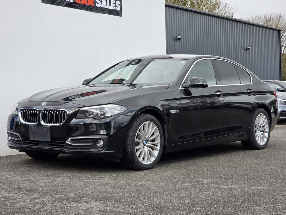 2014 BMW 5 Series - image 4