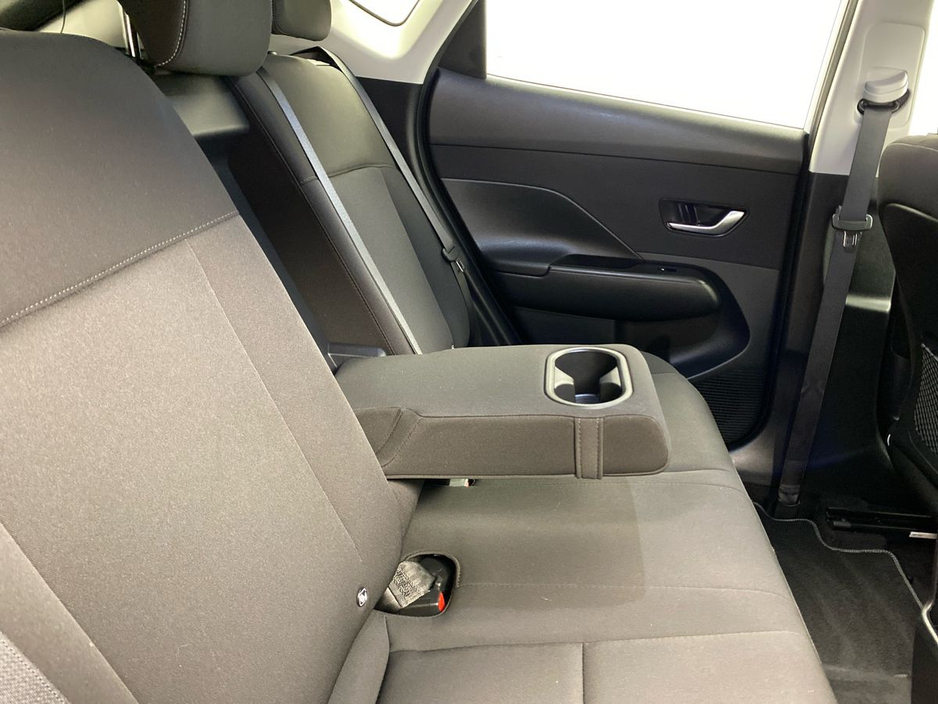 2023 Hyundai Kona - image 13