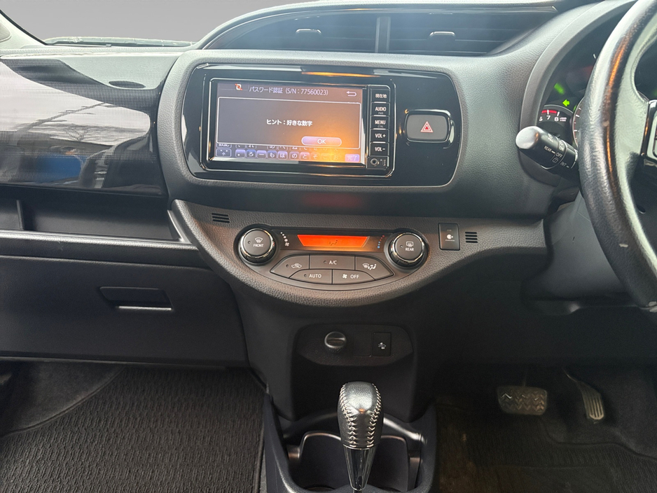 2017 Toyota Vitz 1.3 Petrol Auto €11,000