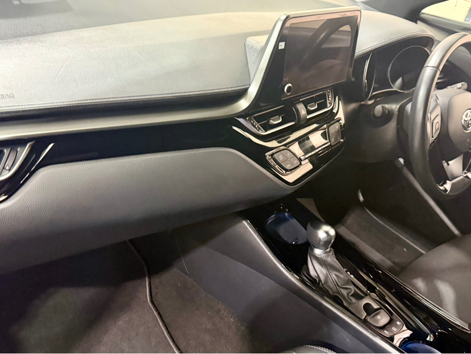 2023 Toyota C-HR HYBRID SPORT 4DR AUTO €29,500