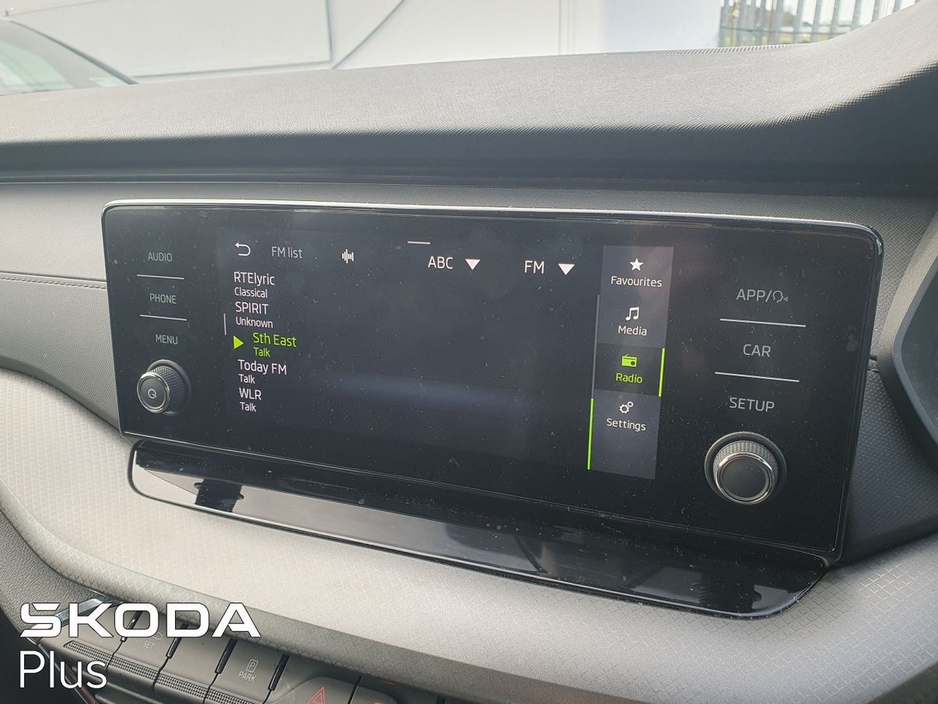 2024 Skoda Octavia Ambition 2.0TDi 150HP - Tiny Mileage 2 Year Warranty €33,995