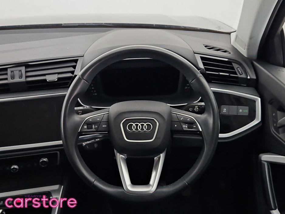 2024 Audi Q3 - image 18