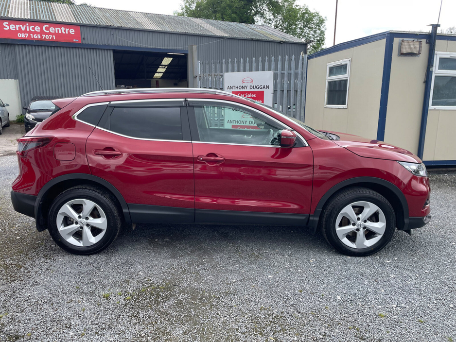 2021 Nissan Qashqai 1.3 PET SE DCT €23,995