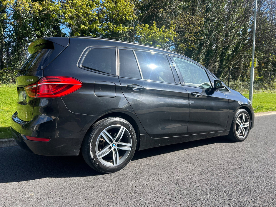 2015 BMW 2 Series - image 2