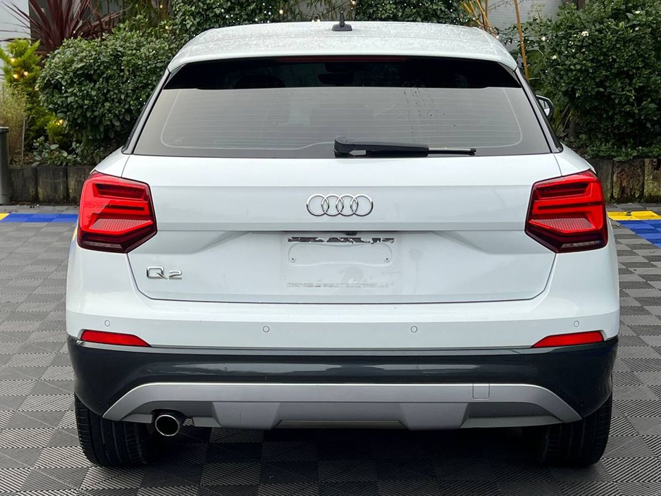 2018 Audi Q2 SPORT 1.0 TFSI AUTO // AMBIENT LIGHTING // APPLE CARPLAY/ANDROID AUTO // HEATED SEATS €20,950
