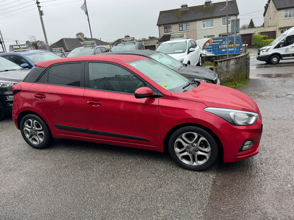 2020 Hyundai i20 - image 4