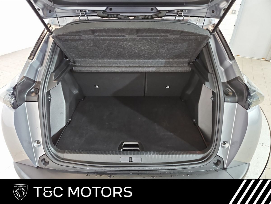 2025 Peugeot 2008 Allure Model Front + Rear Parking Sensors & Rear Camera, Bluetooth with Apple Carplay/Android Auto, Privacy Glass, Cruise Control €30,995