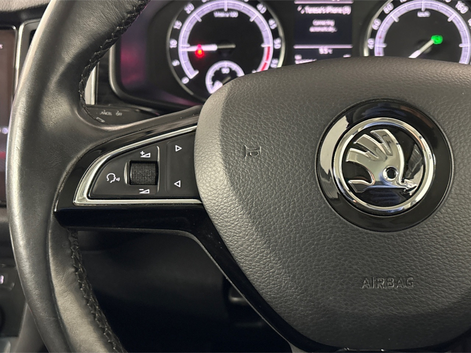 2018 Skoda Kodiaq STYLE 2.0 TDI 150HP DSG**7 SEATER**PANORAMIC SUNROOF**BLACK LEATHER INTERIOR**TOUCH SCREEN MEDIA DISPLAY**REVERSE CAMERA**PARKING SENSORS**DUAL CLIMATE CONTROL**APPLE CARPLAY** €23,995