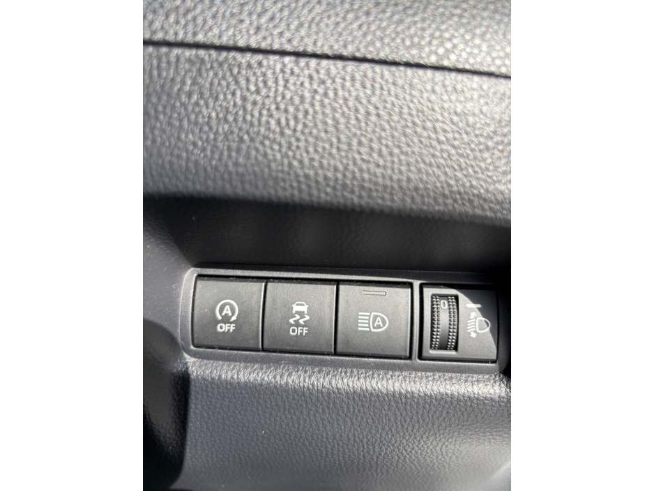 2022 Toyota Aygo 1.0 VVT-i x-play Smartphone €13,500