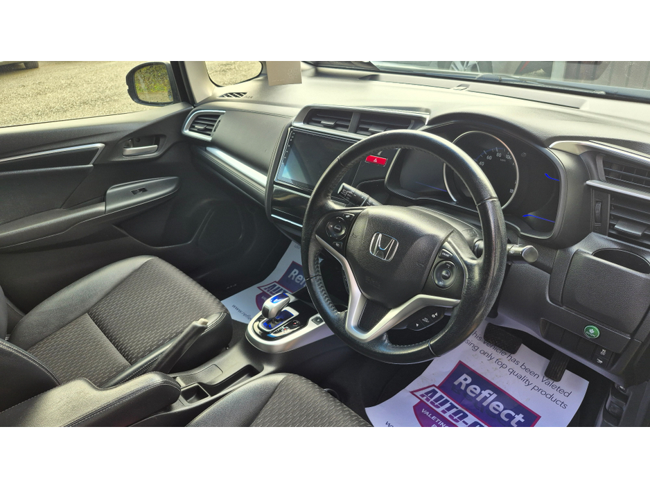 2014 Honda Fit - image 16
