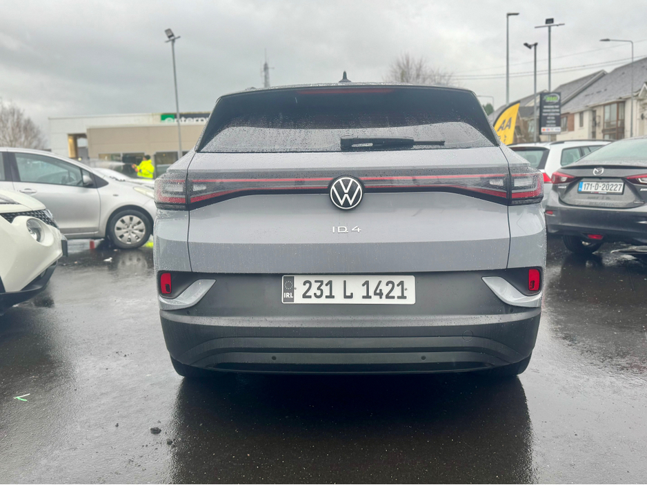 2023 Volkswagen ID.4 PRO 150 KW LIFE 77KWH  • One Owner • Big Battery • Moonstone Grey • Immaculate. €22,950