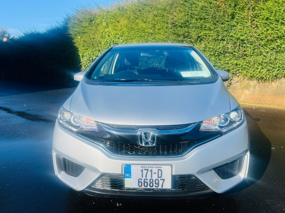 2017 Honda Fit DAA-GP5 €12,950