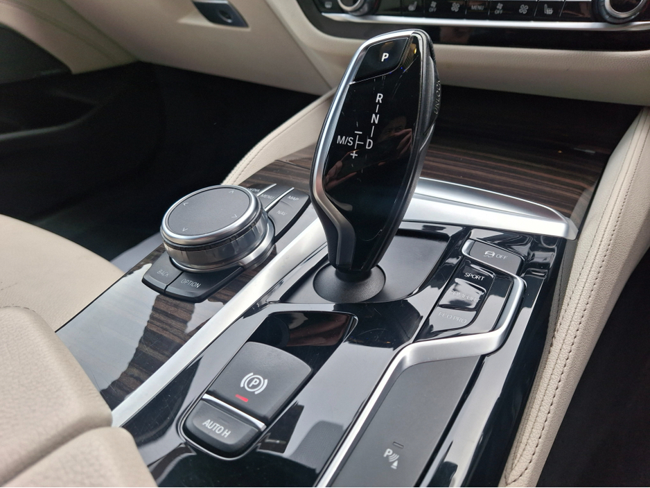 2017 BMW 5 Series D M SPORT ZM5G 4DR AUTO €23,950