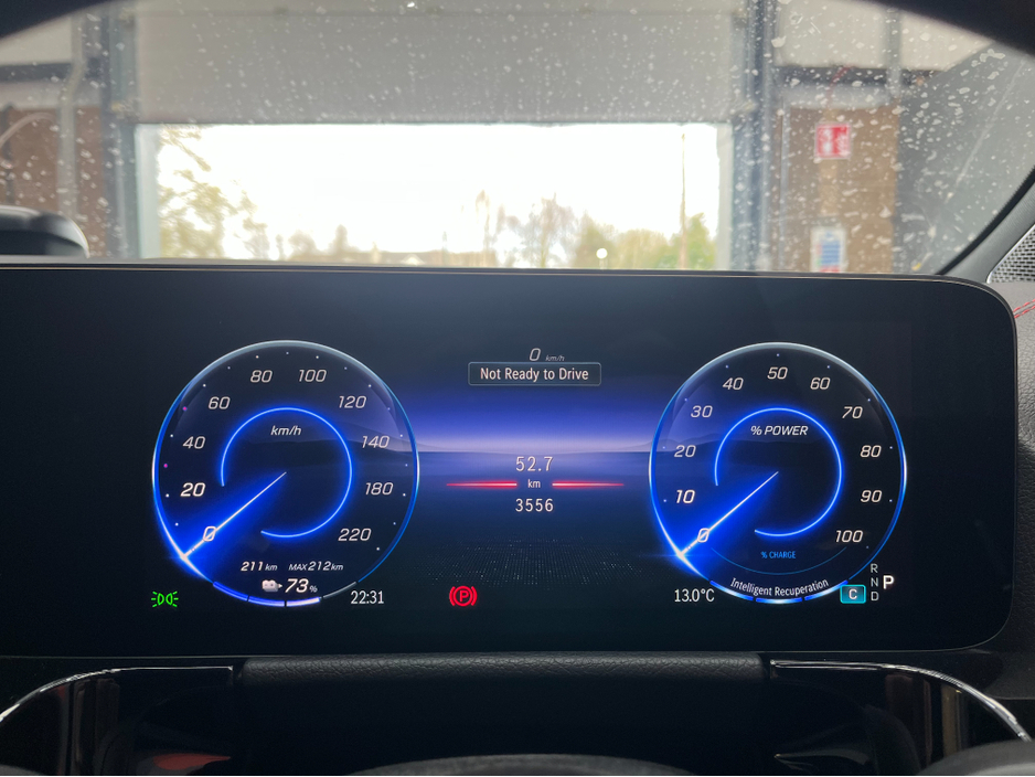 2021 Mercedes-Benz EQA - image 25