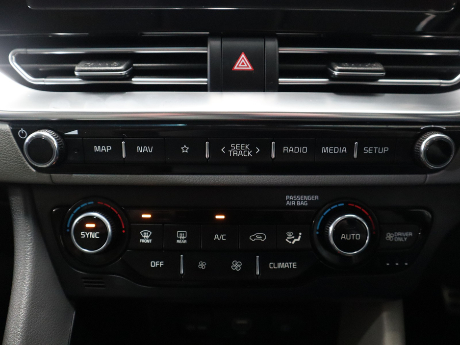 2021 Kia Niro *110* PHEV MY2021 5DR AUTO €20,800