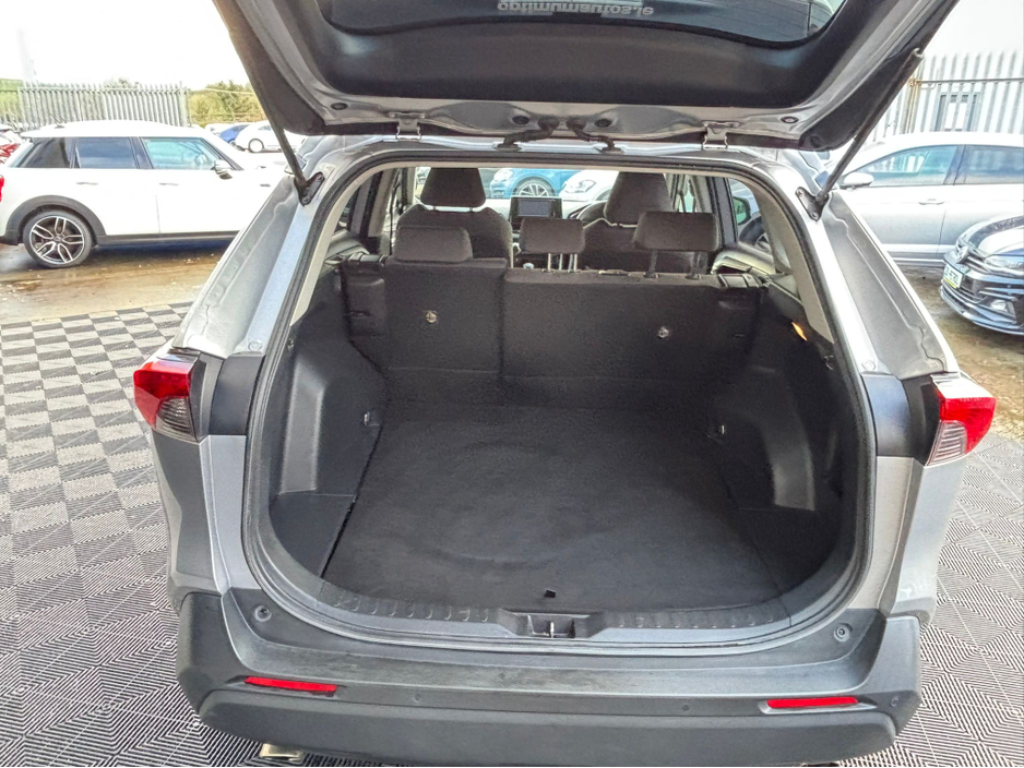 2020 Toyota Rav4 Toyota RAV4 luna edition 4x4 self charging hybrid, 2.5 €31,900