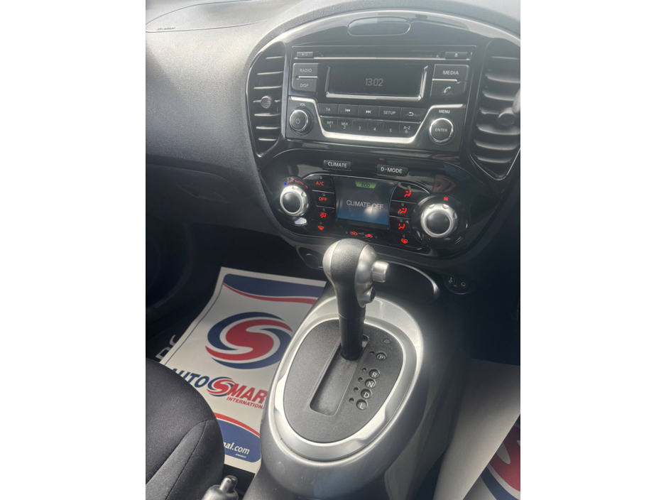 2015 Nissan Juke - image 10