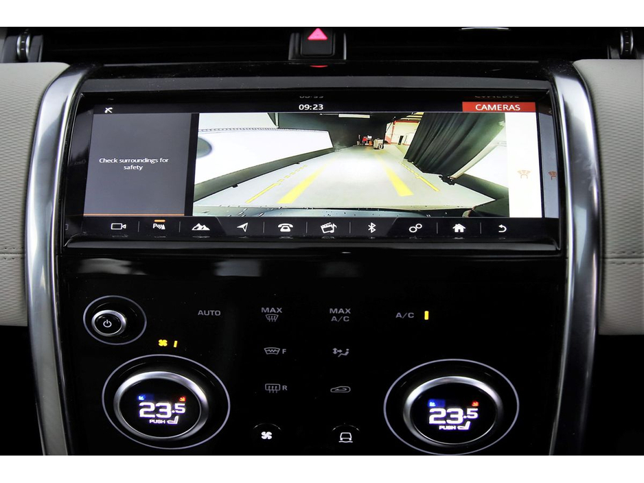 2020 Land Rover Discovery Sport - image 18