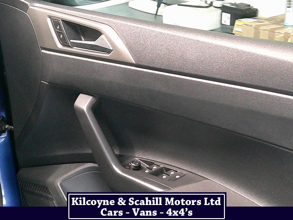 2021 Volkswagen Polo - image 23