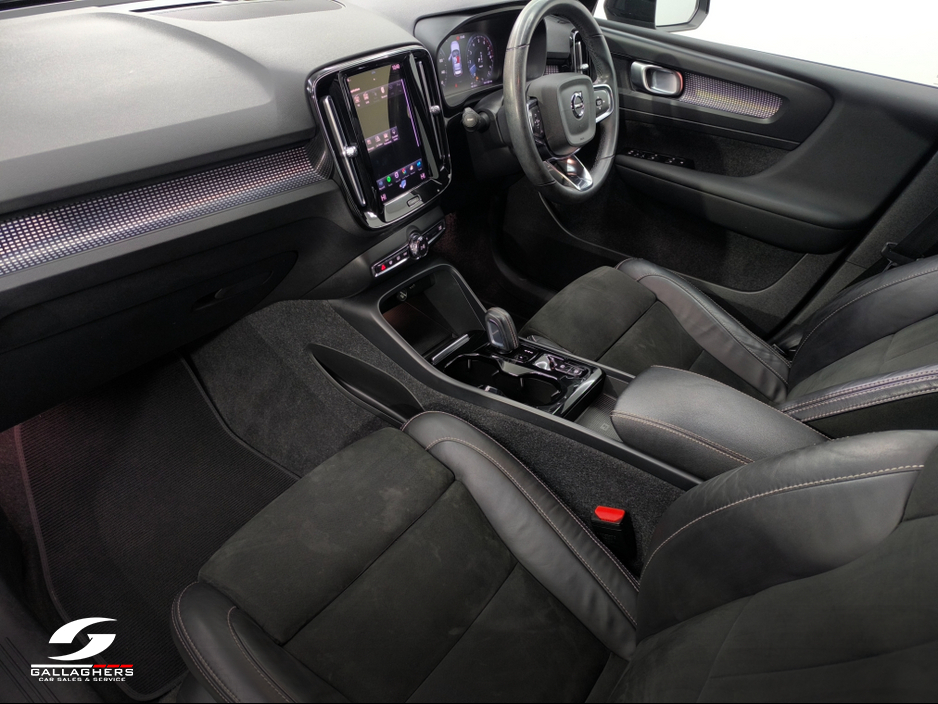 2022 Volvo XC40 (221) R-DESIGN T4 RECHARGE AUTO €33,995