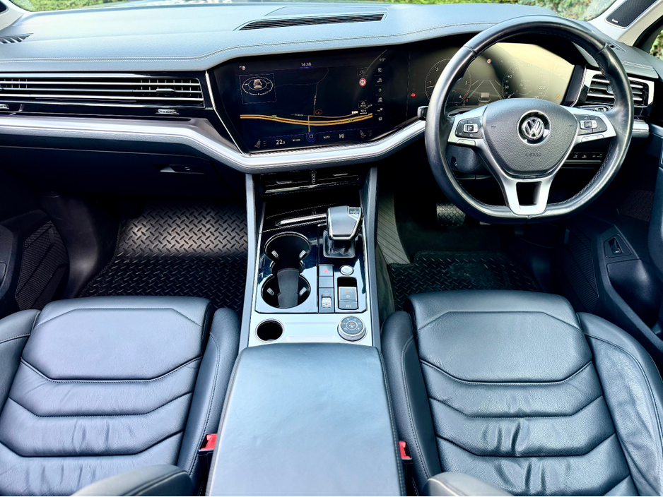 2018 Volkswagen Touareg D R-LE 3.0 TDI 4M 286HP 5DR AUTO €52,950