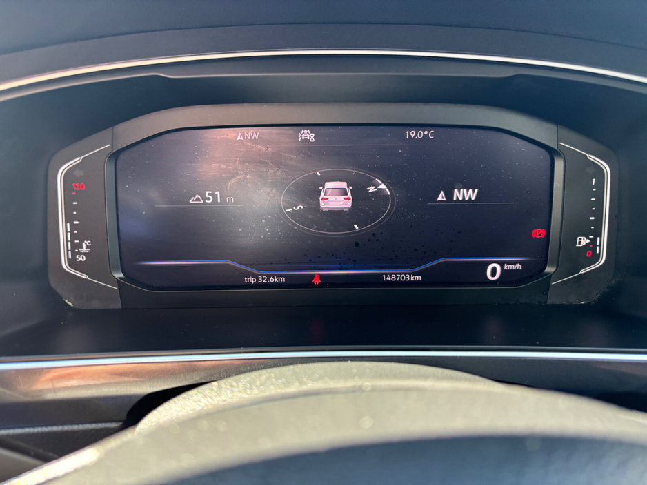 2020 Volkswagen Tiguan - image 20