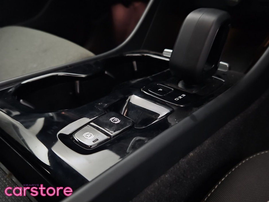 2022 Volvo XC40 Xc40 + T4 Recharge Auto Plus Recharge T4 211 Twin Engine 10.7kWh PHEV Auto Start/Stop €32,880