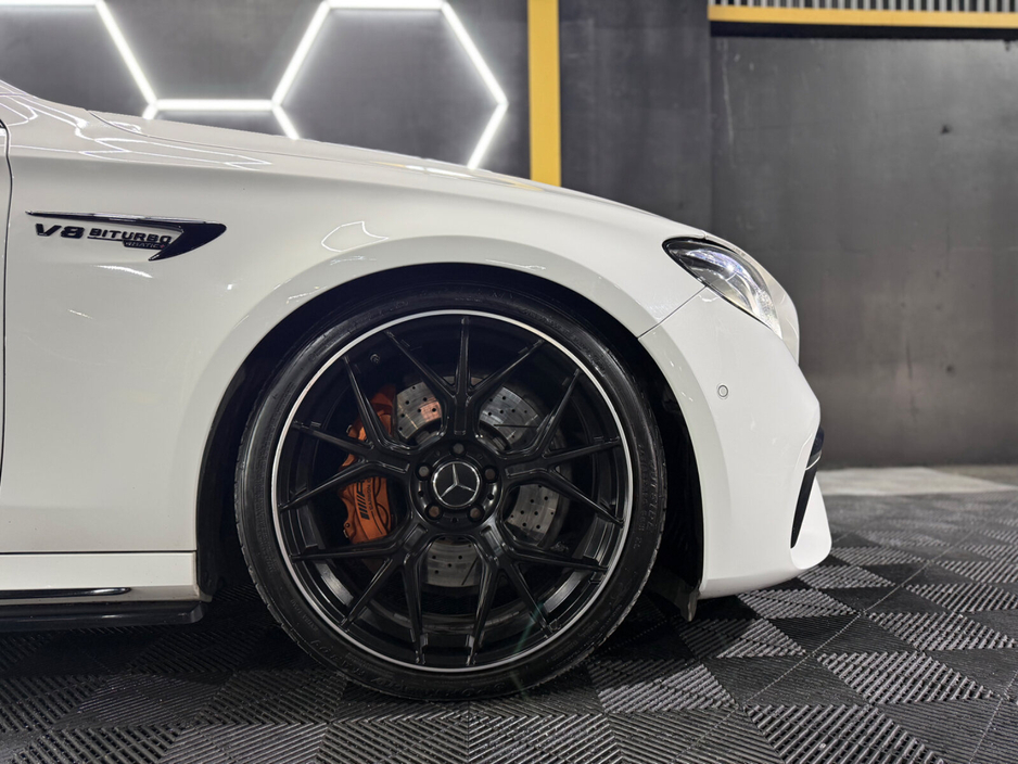 2017 Mercedes-Benz E Class - image 6