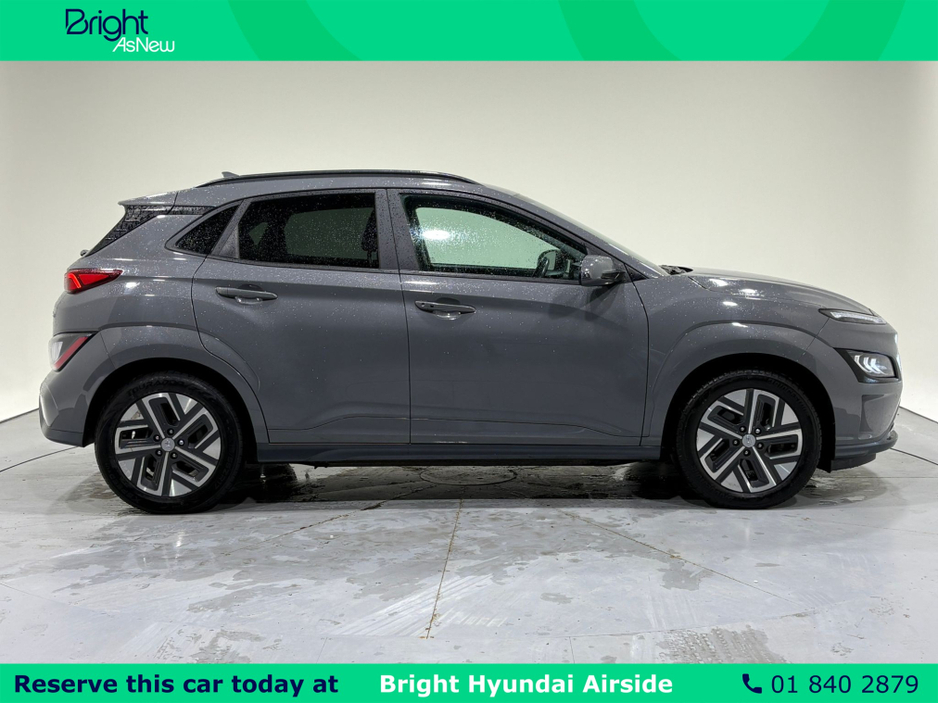 2022 Hyundai Kona - image 9