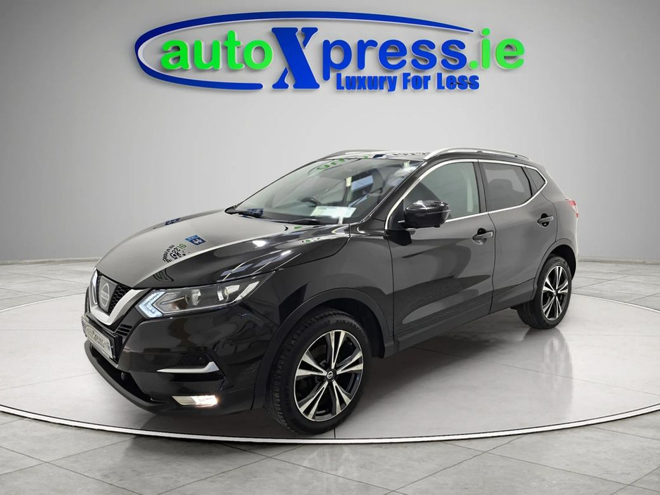 2017 Nissan Qashqai - image 3