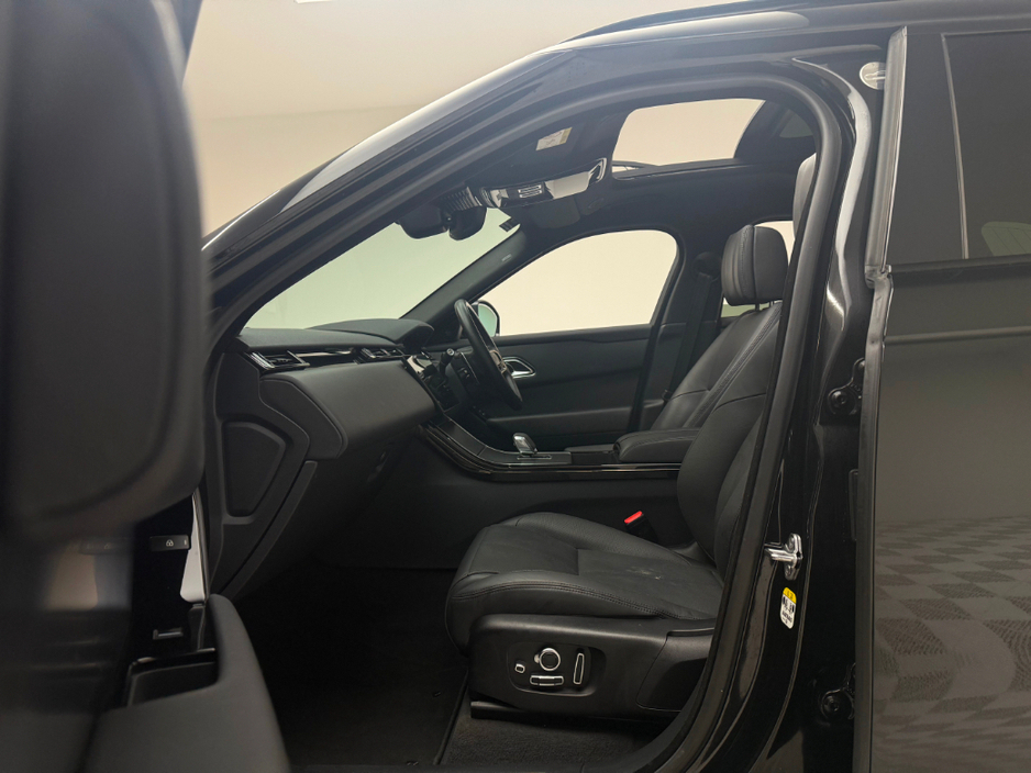 2024 Land Rover Range Rover Velar HSE P400E *PAN ROOF* €65,990