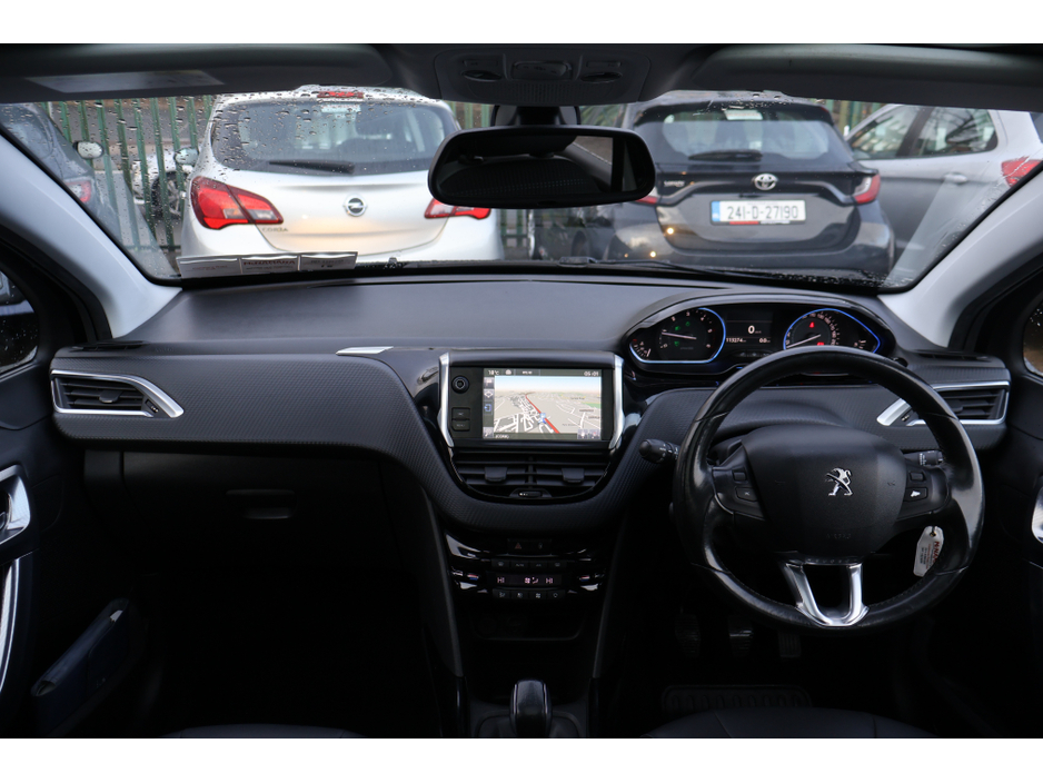 2015 Peugeot 2008 ALLURE Low Mileage Huge Spec €9,495