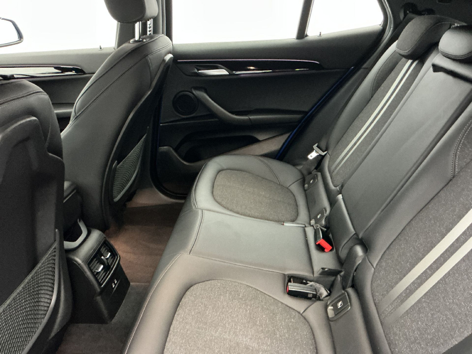 2022 BMW X2 - image 4