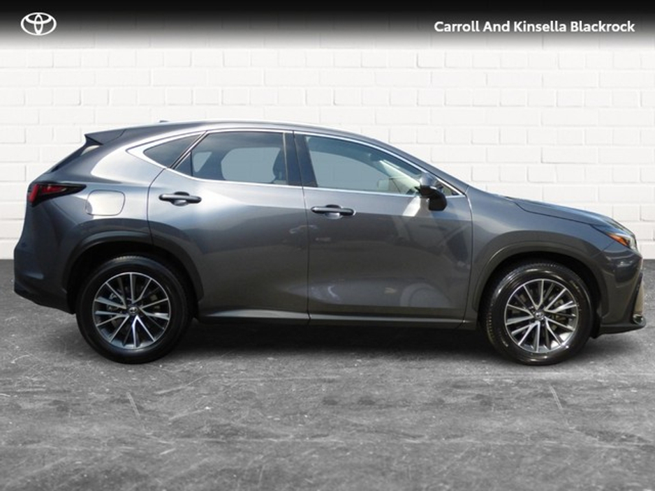 2024 Lexus NX 300 h PHEV Executive AWD €57,950