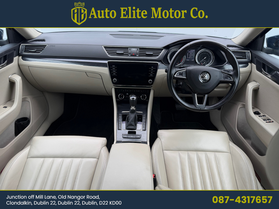 2020 Skoda Superb - image 8