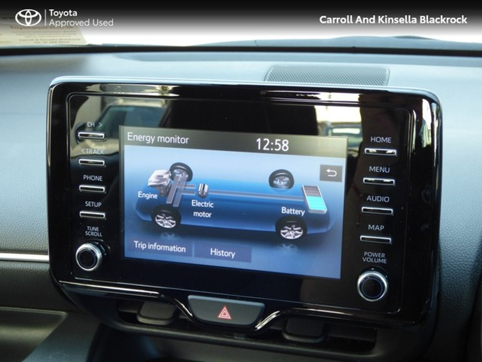 2024 Toyota Yaris - image 11