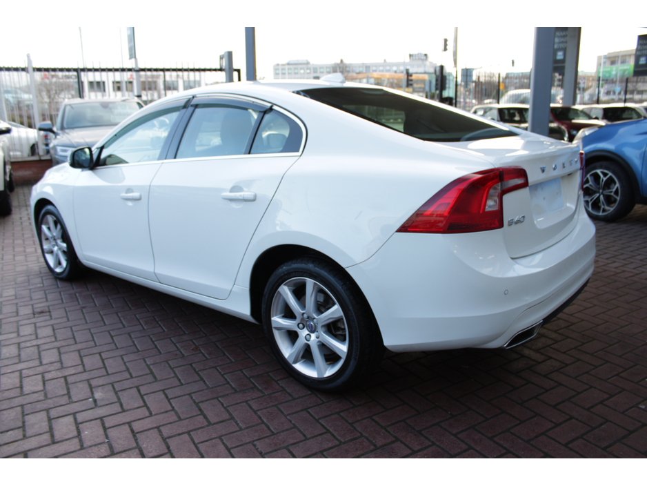 2016 Volvo S60 2.0D4 SE LUXURY PLUS AUTOMATIC // IMMACULATE CONDITION THROUGHOUT // BUY WITH CONFIDENCE AA AND SIMI APPROVED DEALER 2026 // FINANCE ARRANGED // ALL TRADE INS WELCOME // €17,950