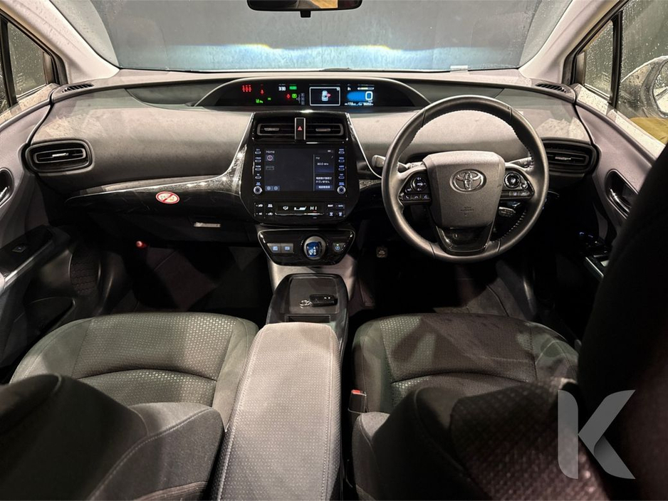 2021 Toyota Prius - image 12