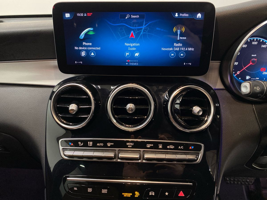 2023 Mercedes-Benz GLC Class GLC 300 de 4MATIC AMG Line | Reversing Camera, Parking Assistance, Heated Seats €55,950