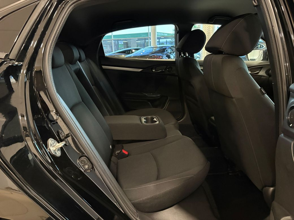 2018 Honda Civic 1.0 VTEC MANUAL=LOW MILES//HUGE SPEC=FULL SERVICE HISTORY=181 Dublin REG=ONLY €200 ANNUAL ROAD TAX//TAILORED FINANCE PACKAGES AVAILABLE=TRADE INS WELC €17,995