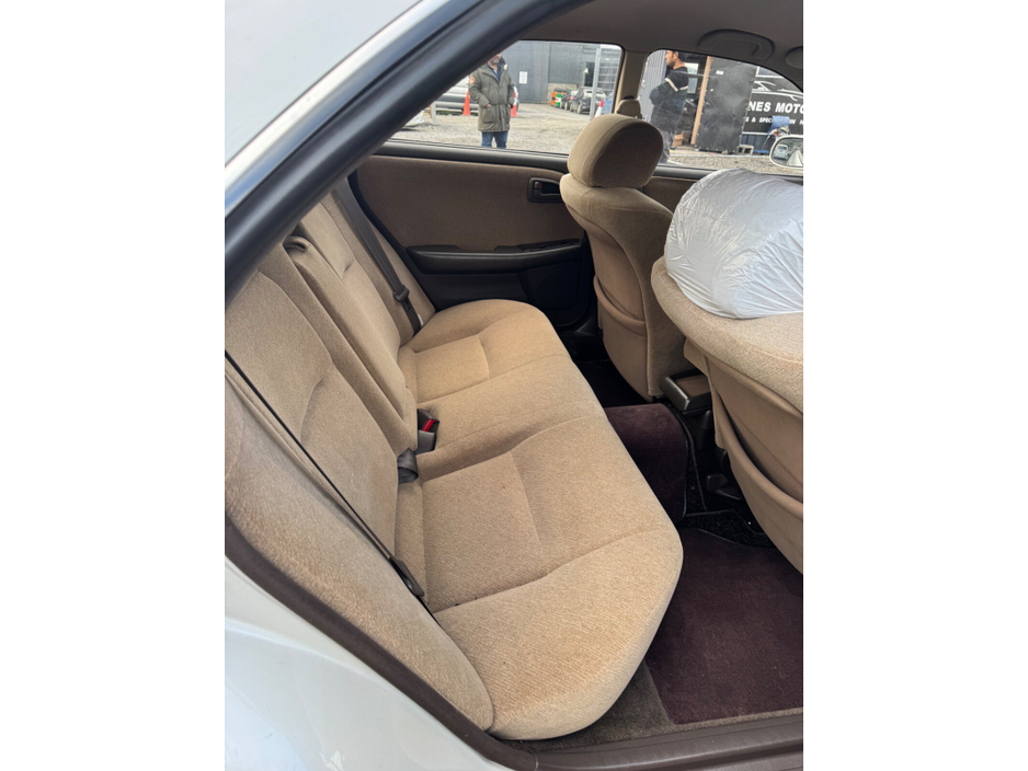 1995 Toyota Mark II - image 8