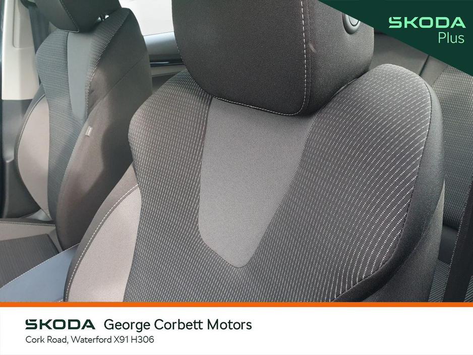 2024 Skoda Octavia Ambition 2.0TDi 150HP - Tiny Mileage 2 Year Warranty €33,995