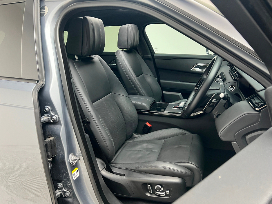 2024 Land Rover Range Rover Velar HSE P400e *PAN ROOF* €65,990