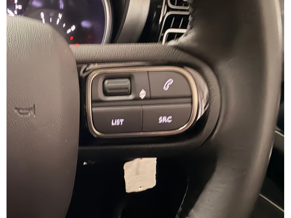 2024 Citroen C3 Aircross - image 17