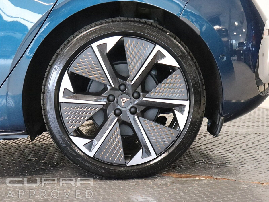 2026 Cupra Born - image 6