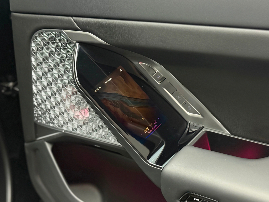 2024 BMW 7 Series 750E M SPORT XDRIVE SAPPHIRE BLACK €94,990